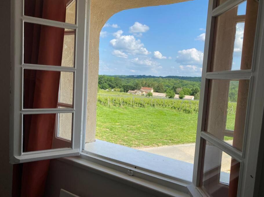 Holiday home Chai Nous ! Maison Renovee Sur Un Domaine Viticole Proche De Saint Emilion Gardegan-et-Tourtirac